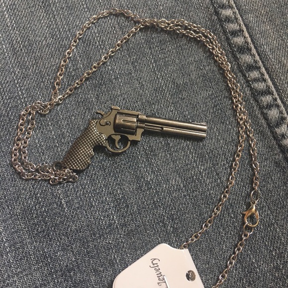 (A2) Pistol Necklace - Picture 3 of 5